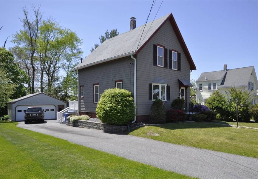 201 Franklin St, Whitman, MA 02382