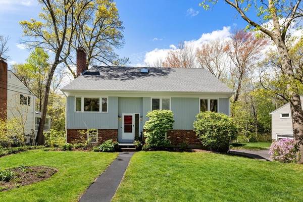 43 Freemont St, Lexington, MA 02421