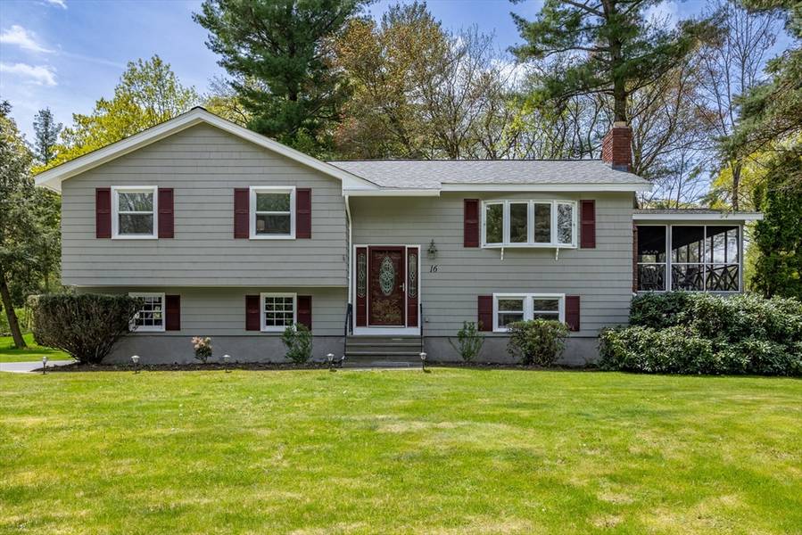 16 Simon Willard Rd, Acton, MA 01720