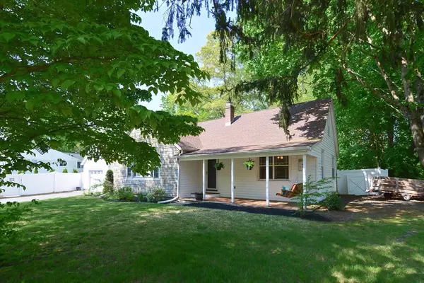 Taunton, MA 02780,52 Scadding St