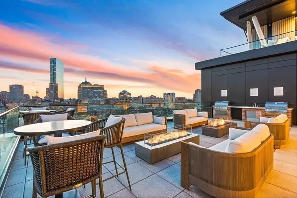 Boston, MA 02118,100 Shawmut Avenue #804