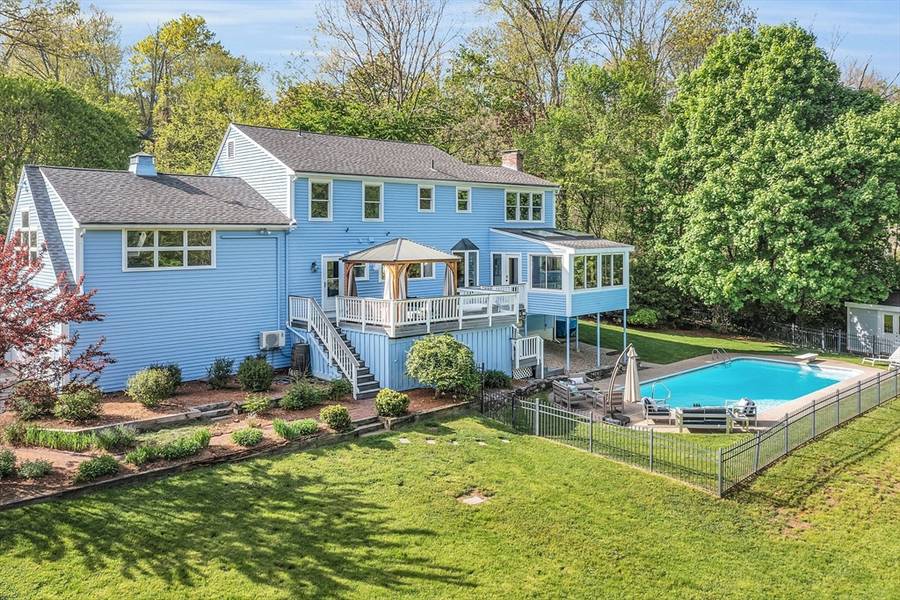 16 Bulette Road, Acton, MA 01720