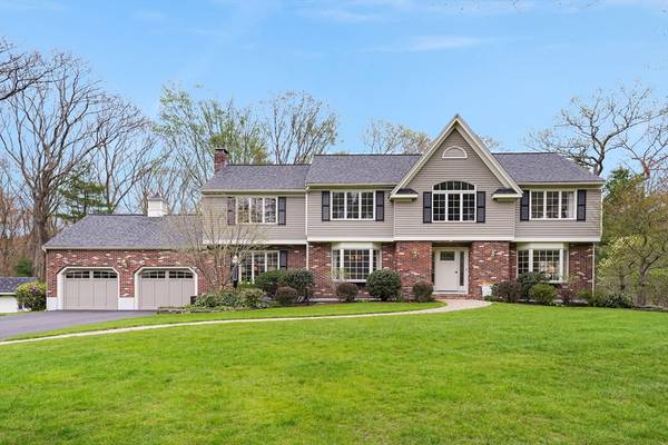 9 Onondaga Lane, Medfield, MA 02052