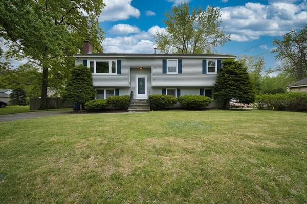 49 James Ave, Tewksbury, MA 01876