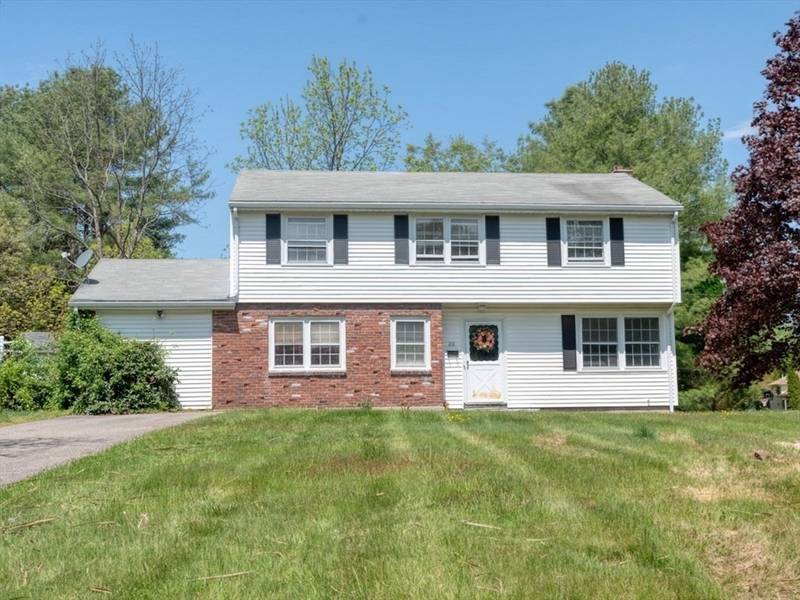 26 Cold Spring Rd, Holliston, MA 01746