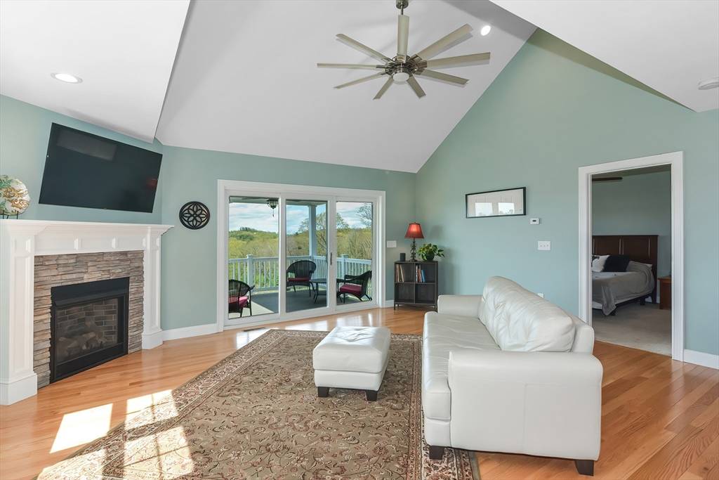 Rutland, MA 01543,33 Soucy Dr #33