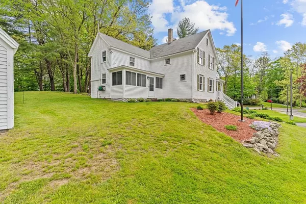 Tyngsborough, MA 01879,14 Farwell Rd