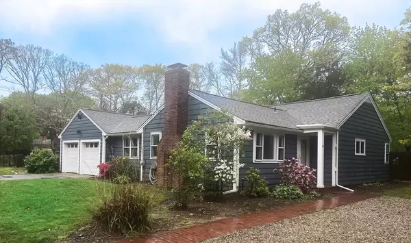 24 Hayway Road, Falmouth, MA 02536