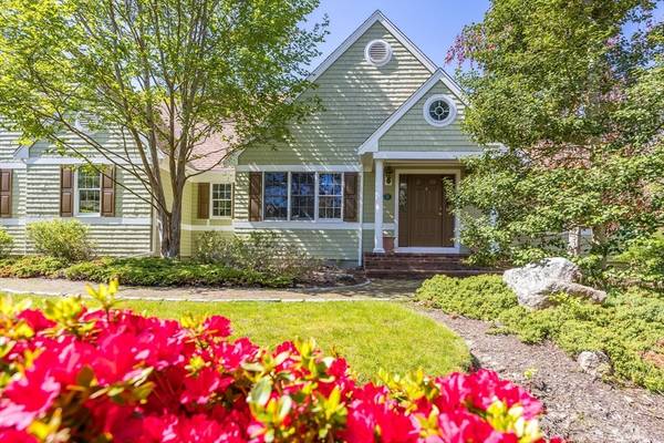 34 Longshank Cir,  Falmouth,  MA 02536