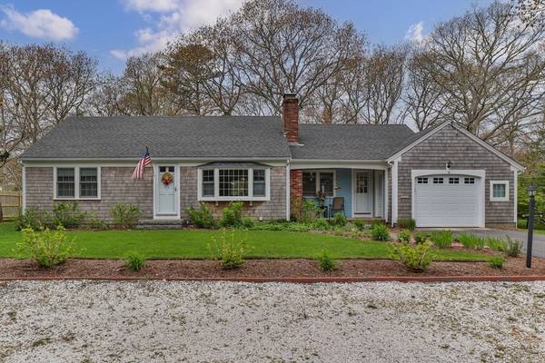 Yarmouth, MA 02664,61 Almira Rd