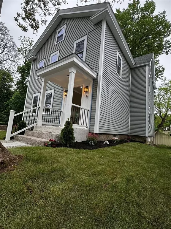 Holliston, MA 01746,33 Norfolk St