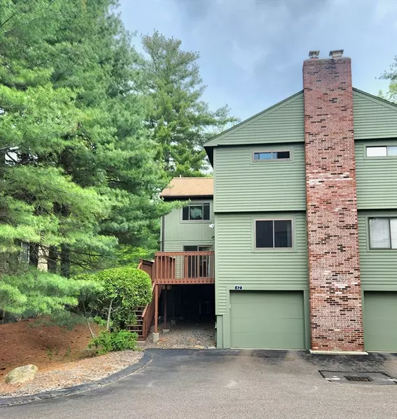 42 East Bluff Rd #42, Ashland, MA 01721