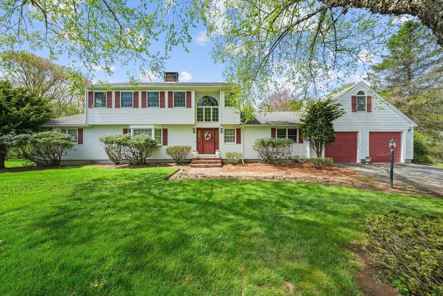 15 S Washington St, Norton, MA 02766