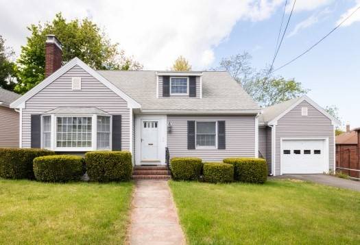 7 Hilltop St, Quincy, MA 02169