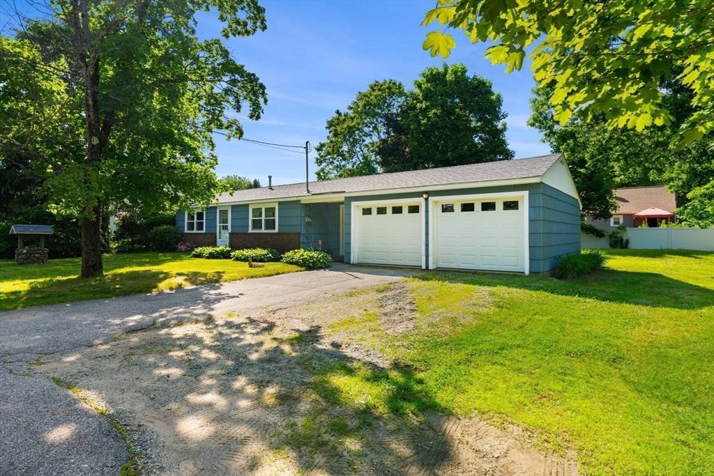 Merrimac, MA 01860,52 Middle Rd