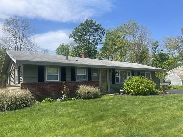 88 Ardsley Circle, Brockton, MA 02302