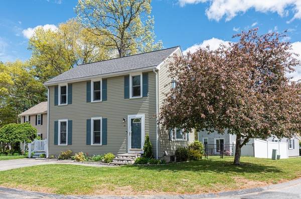 15 Gunther Ct, Dracut, MA 01826