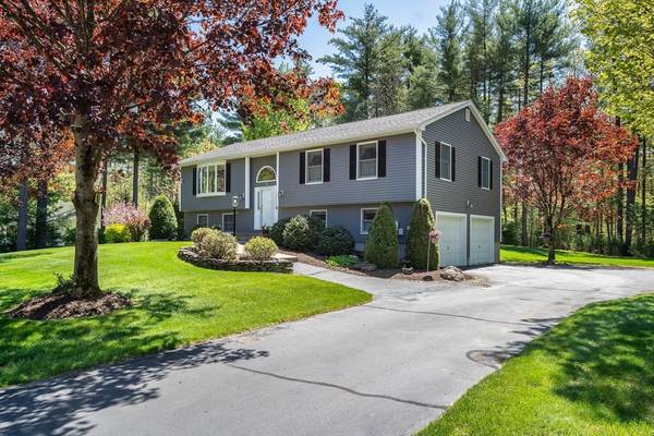 10 Emily Ln, Easthampton, MA 01027