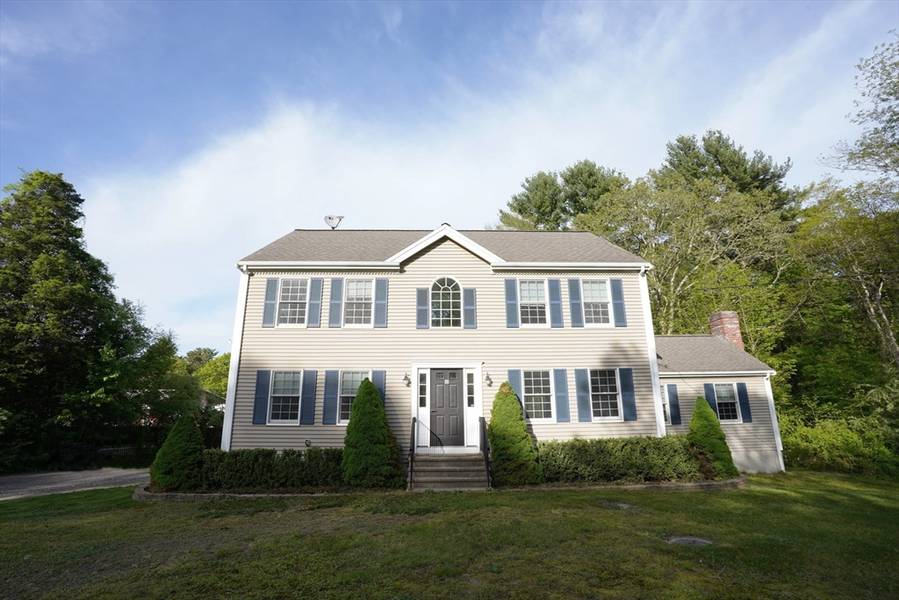 88 S Main St, Berkley, MA 02779