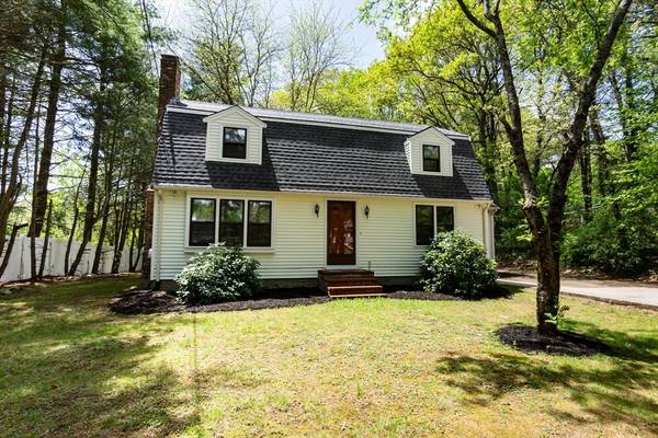 45 Neal Street, Walpole, MA 02081