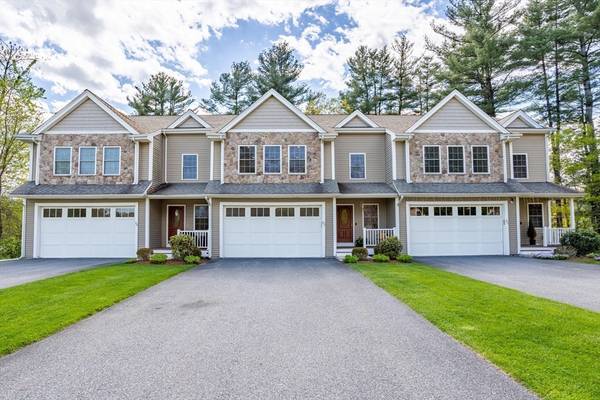 Billerica, MA 01862,215 Rangeway Rd #32