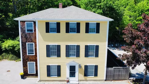 28 Elm #2, Manchester, MA 01944