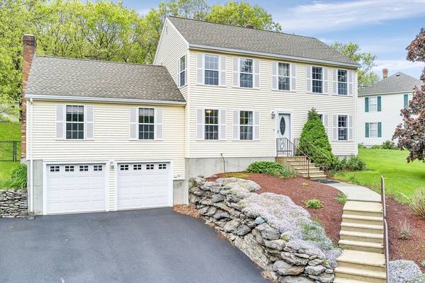 39 Saddlebred Drive,  Leominster,  MA 01453