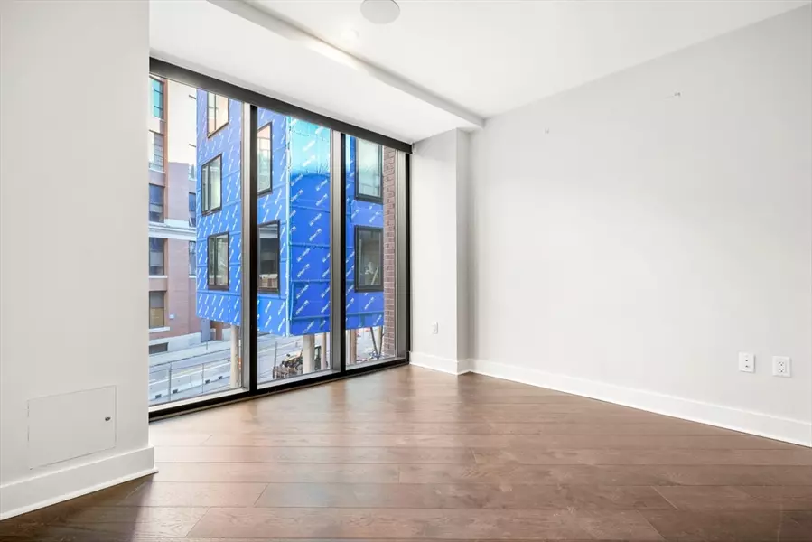 14 West Broadway #201, Boston, MA 02127