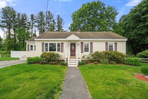 956 Varnum Ave, Lowell, MA 01854