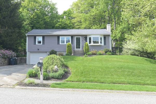 104 Highland Ave, Holden, MA 01520