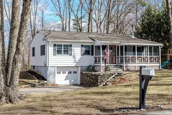 49 Little Turnpike, Shirley, MA 01464