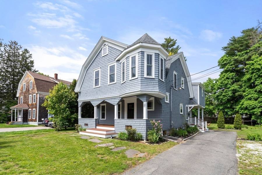 11 Pembroke St, Kingston, MA 02364