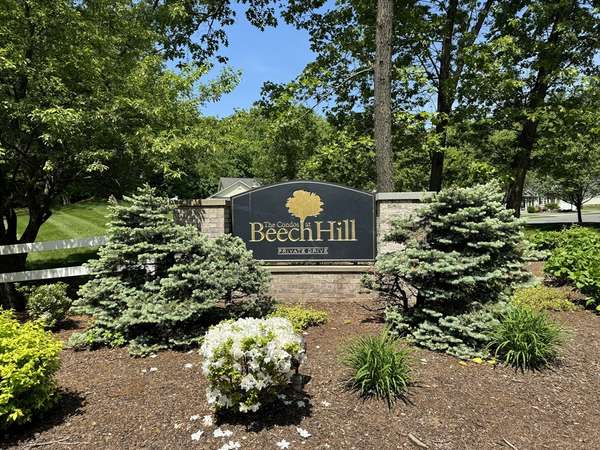 65 Beech Hill Road #65, West Springfield, MA 01089