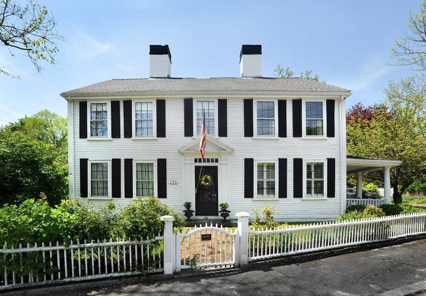 196 Main St, Kingston, MA 02364