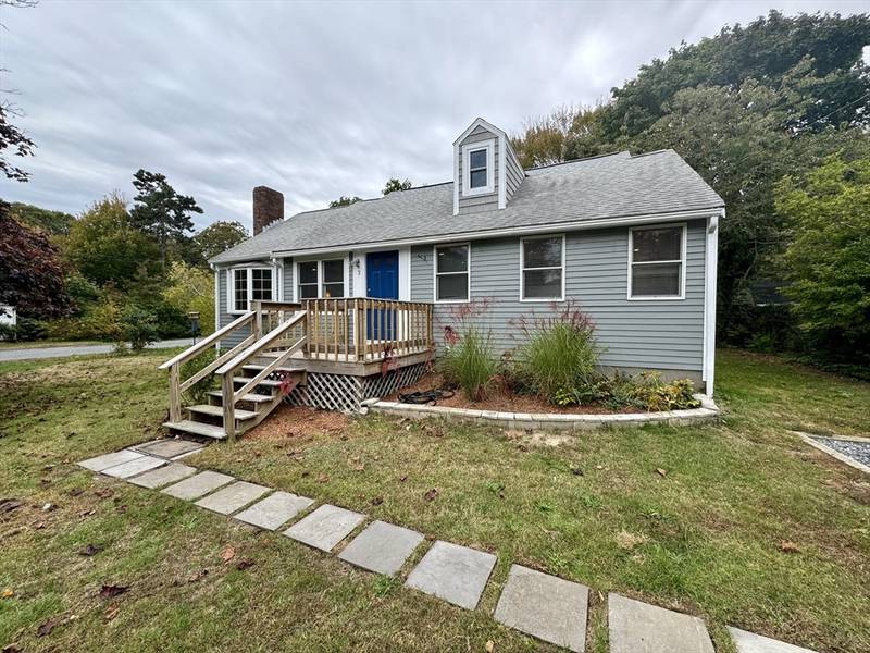 3 Archie Rd, Yarmouth, MA 02673