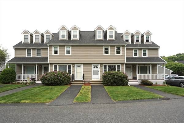 53 Merrimack Meadows #53, Tewksbury, MA 01876