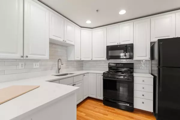 Natick, MA 01760,40 N Main St #2