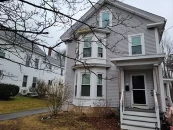 47 W Main St, Merrimac, MA 01860