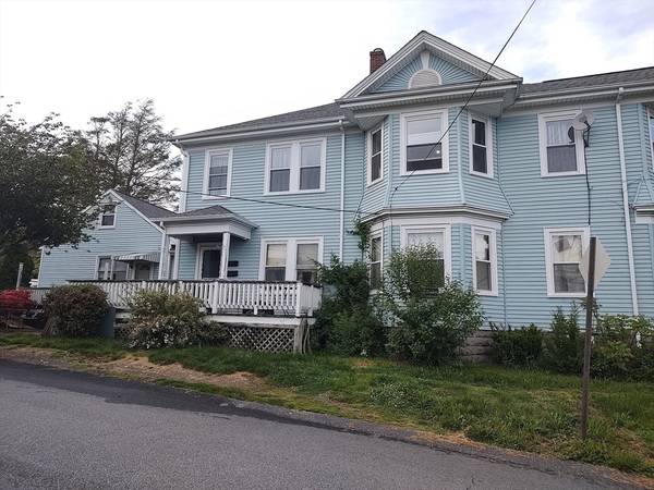 2107 Riverside Ave, Somerset, MA 02726