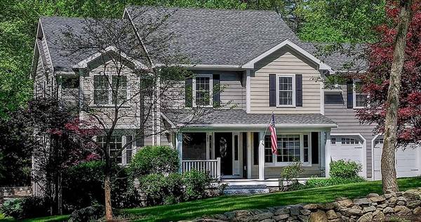 189 Saddle Hill Rd, Hopkinton, MA 01748