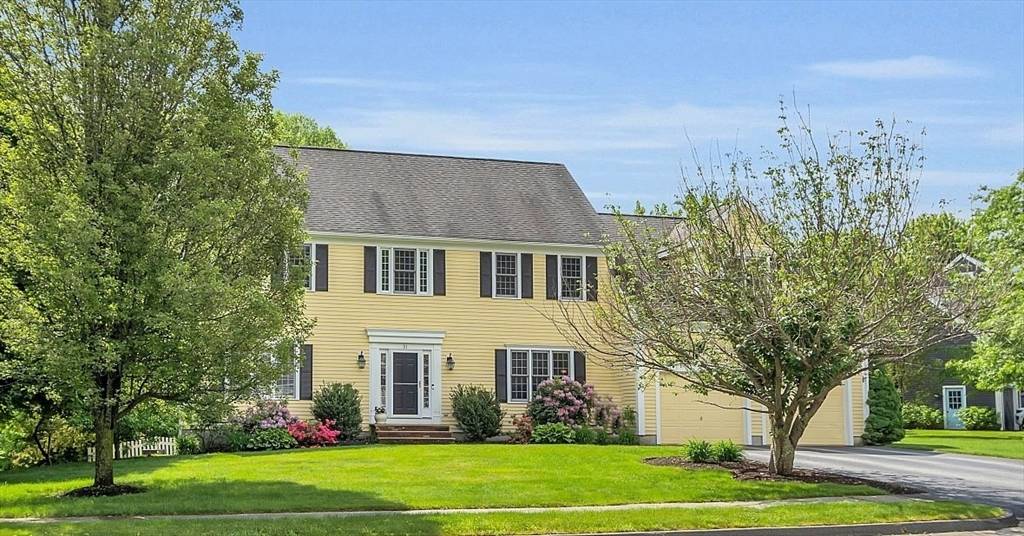 31 Stonybrook Ln, Shrewsbury, MA 01545