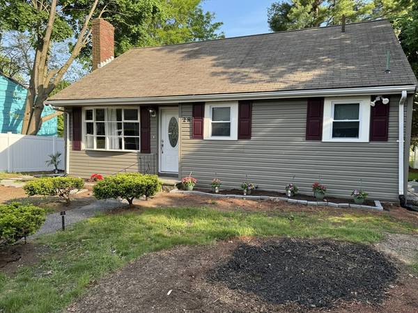 28 Moody St, Brockton, MA 02302