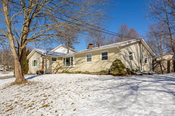 11 Cairn Road, Brockton, MA 02302