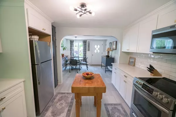 Deerfield, MA 01373,53 Eastern Ave