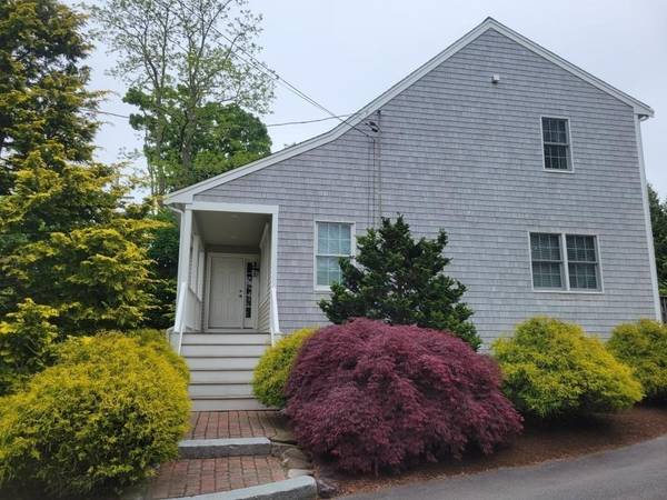 108 Russells Mills Rd., Dartmouth, MA 02748