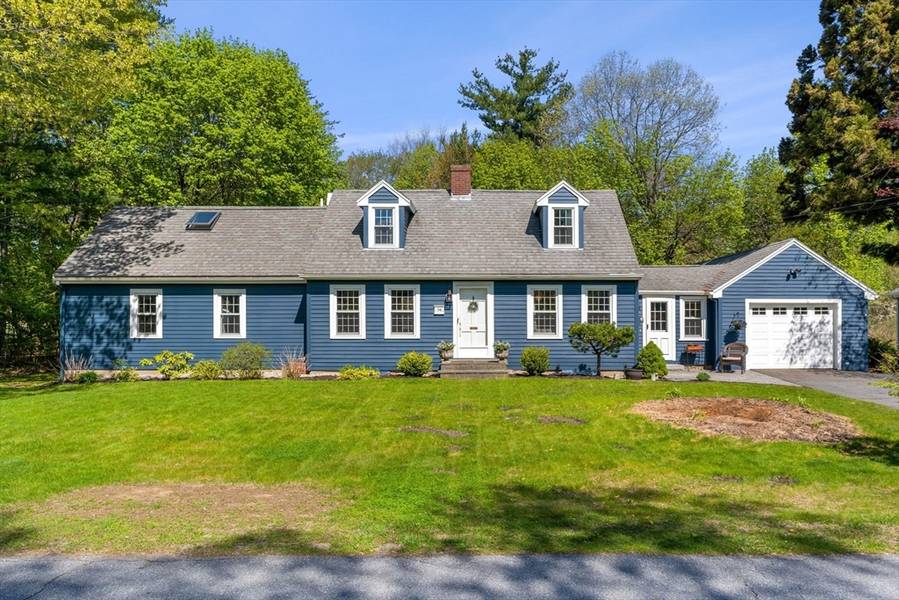 36 Hobbs Road, Hampton, NH 03842