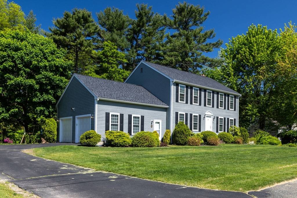 23 Heidi Rd, Easton, MA 02375