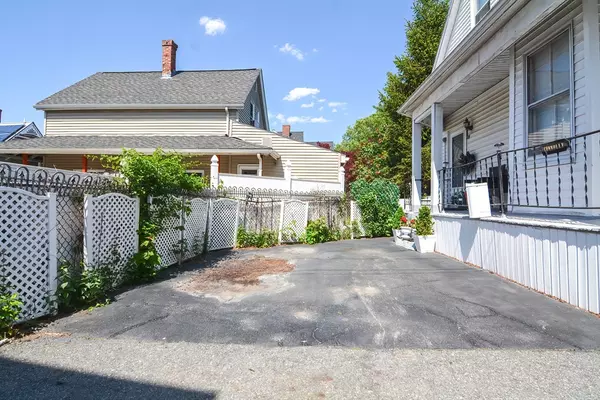 Everett, MA 02149,10 Blake Court