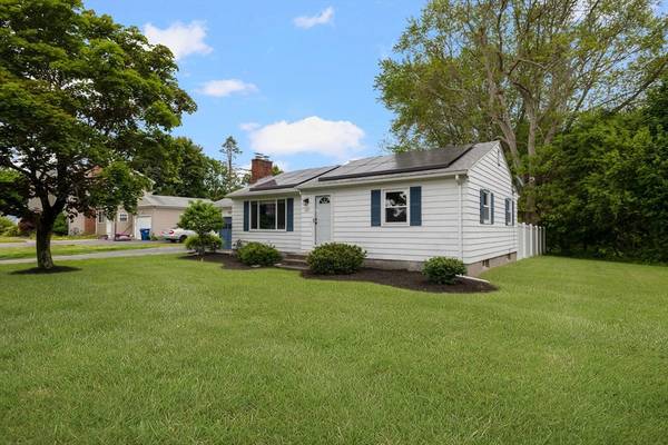 Seekonk, MA 02771,625 Newman Avenue