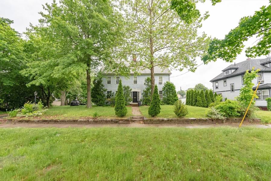 1656 Longmeadow St, Longmeadow, MA 01106